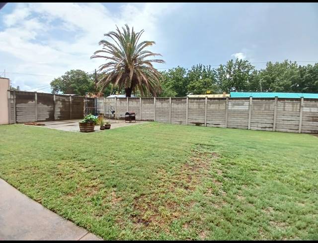 5 BEDROOM HOUSE FOR SALE IN SASOLBURG EXT 15
